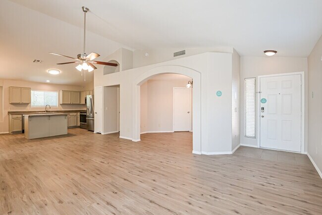 Building Photo - 4360 E Mesquite Desert Trail