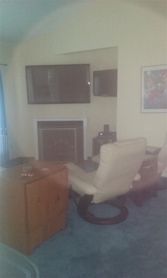 Foto del edificio - 537 E Jefferson St