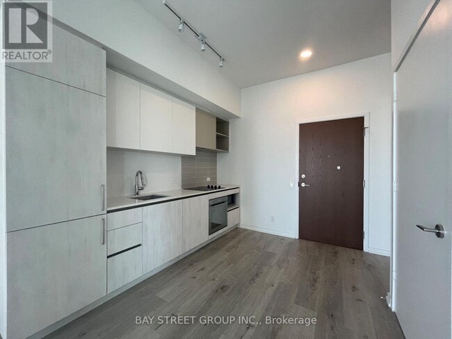 Photo du bâtiment - 7890 Jane St