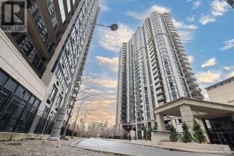 Building Photo - 155 Beecroft Rd