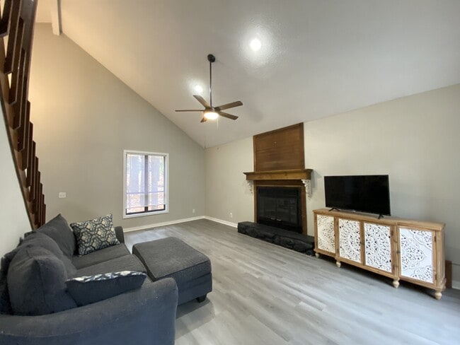 Building Photo - 314 Watergap Dr