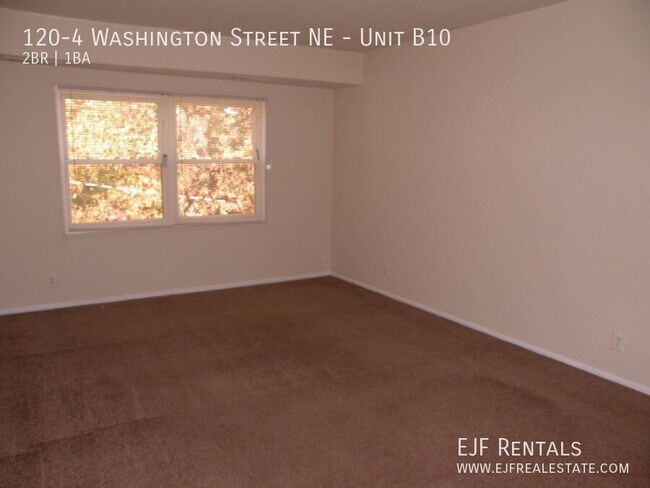 Foto del edificio - 120-4 Washington St NE