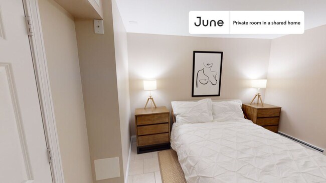 Foto del edificio - Private bedroom in 4 bed/2 bath Home