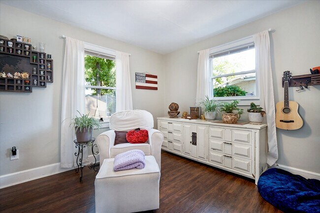 Foto del edificio - 916 Apex St