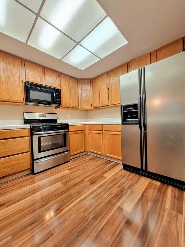 Photo - Large 2-story 2 Bedroom Townhouse w/Garage...