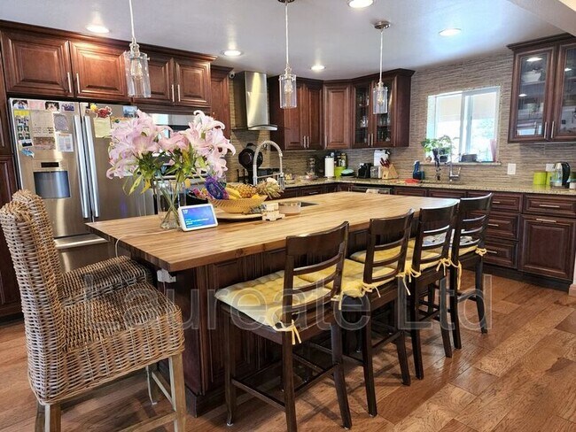 Foto del edificio - 1959 S Kearney Way