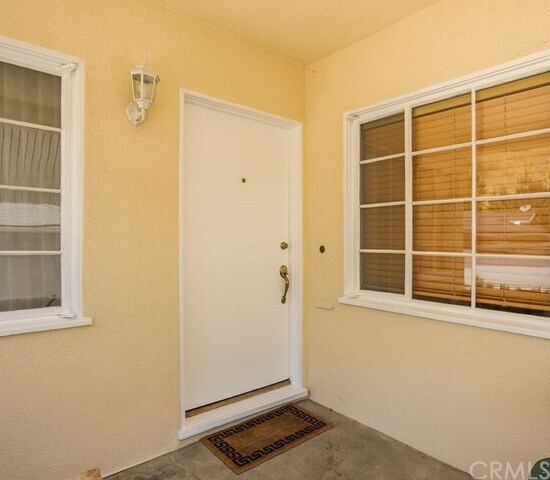 Building Photo - 4012 Sinova St