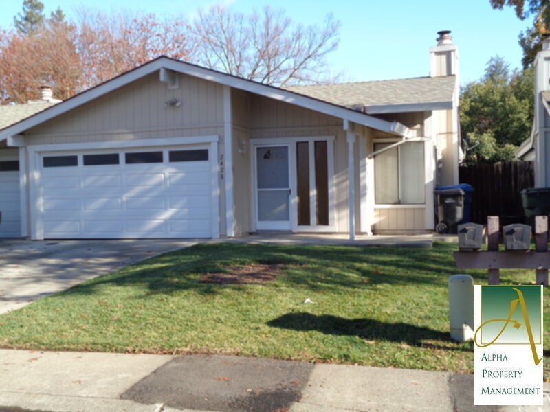 Primary Photo - Good size duplex w/ A 2 CAR GARAGE