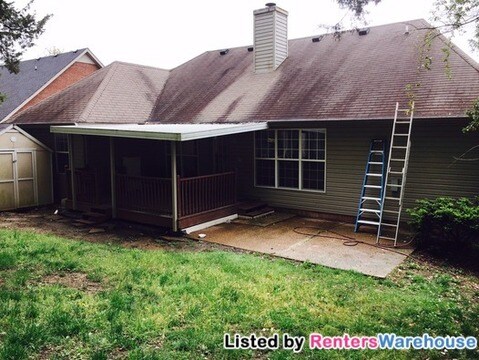 Building Photo - 2147 Maricourt St