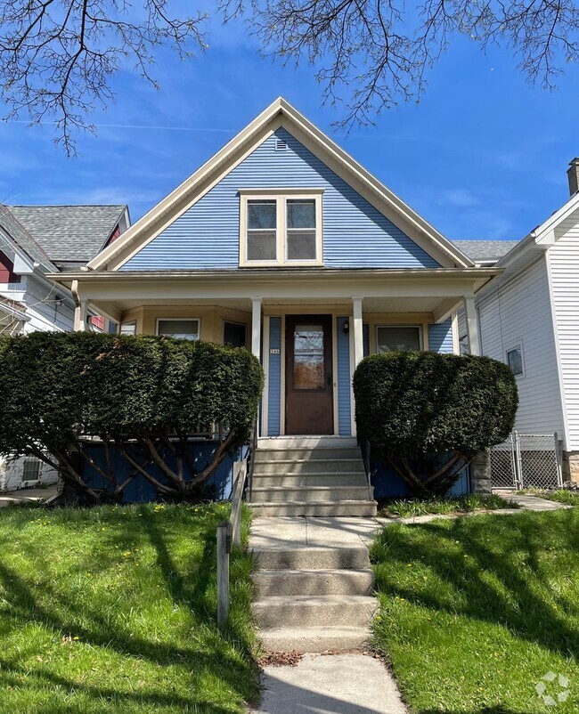 Building Photo - 346 E Montana St