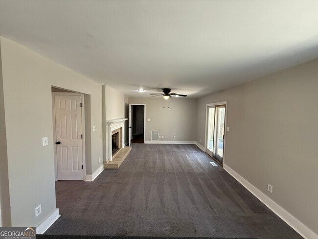 Foto del edificio - 140 Maple Pl