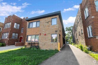Building Photo - 1025 N Harlem Ave