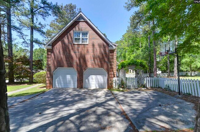 Building Photo - 1100 Woodtree Ct