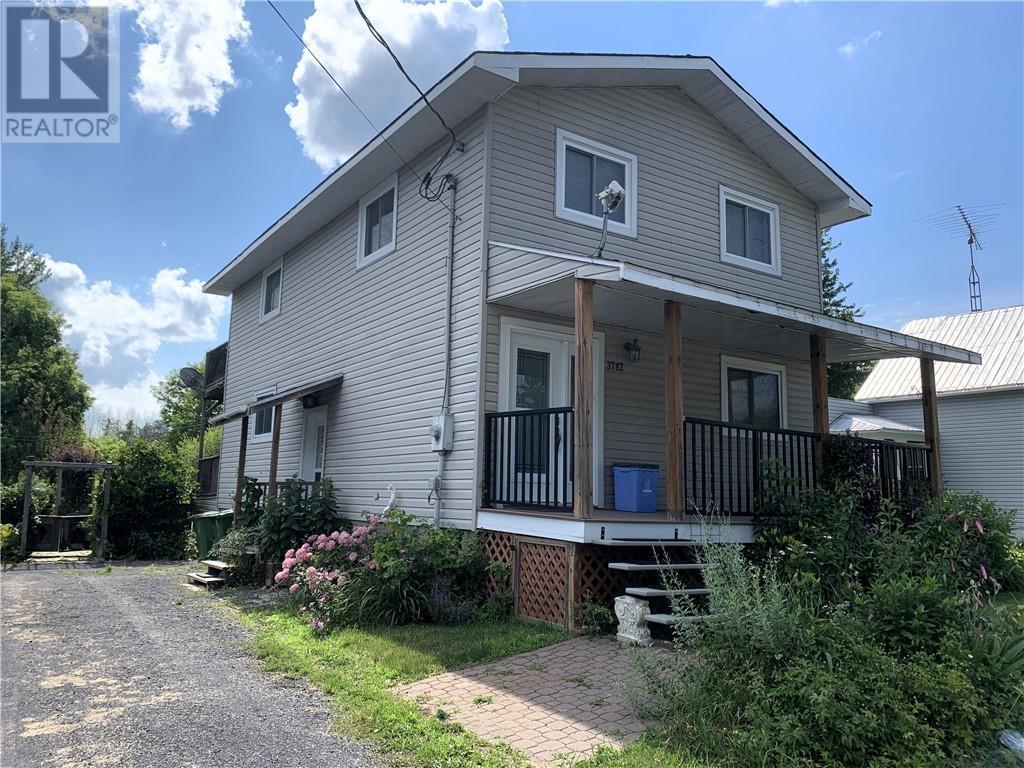 3782 Old Orchard St, Apple Hill, ON K0C 1B0 House for Rent in Apple