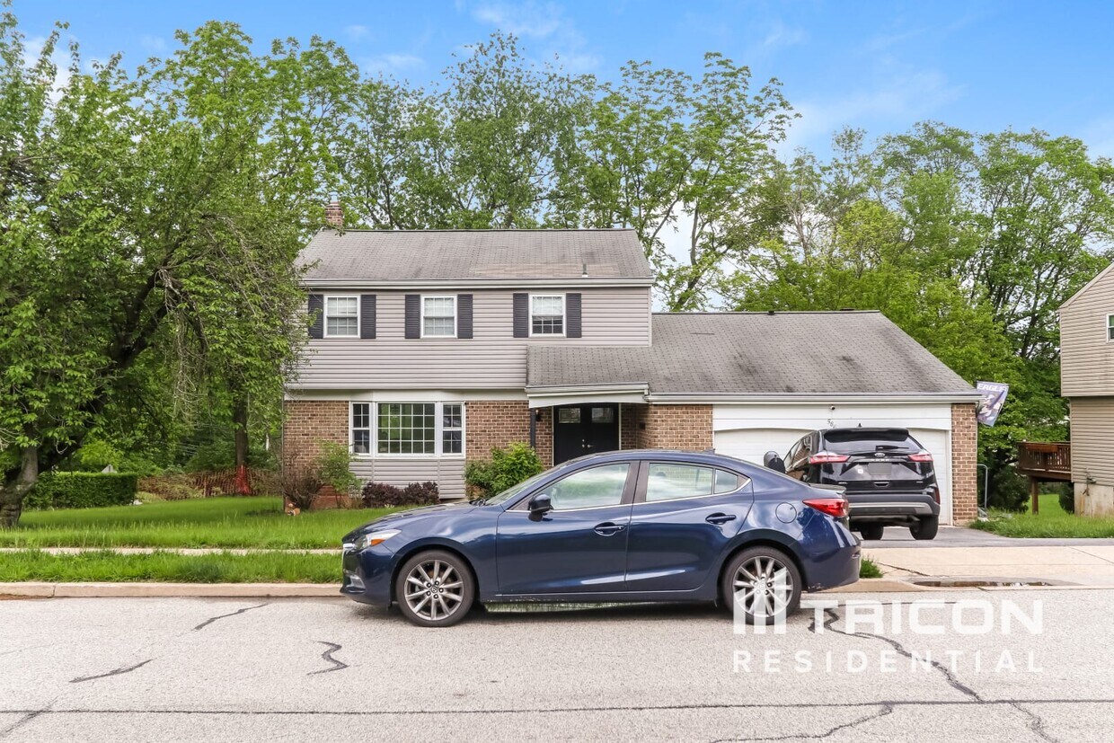 Foto principal - 586 Saratoga Rd