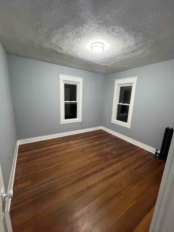 Building Photo - 180 Oak Grove Ave