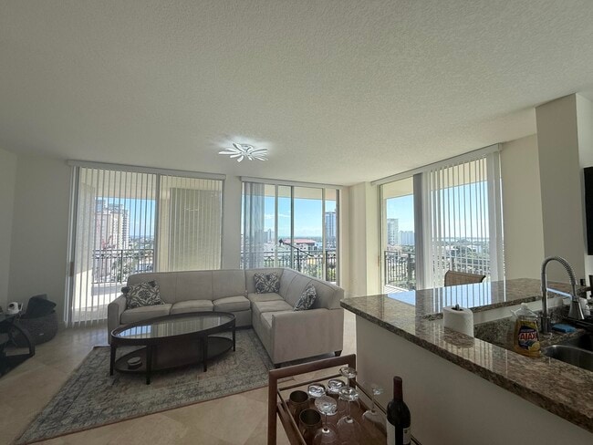 Building Photo - 550 Okeechobee Blvd