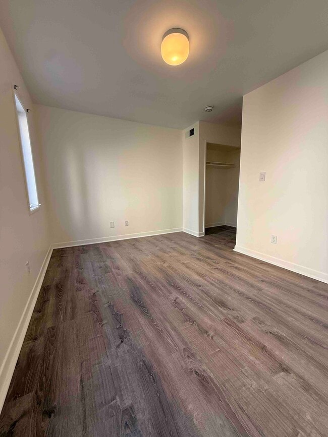 Segundo dormitorio #F - 532 Pier Ave