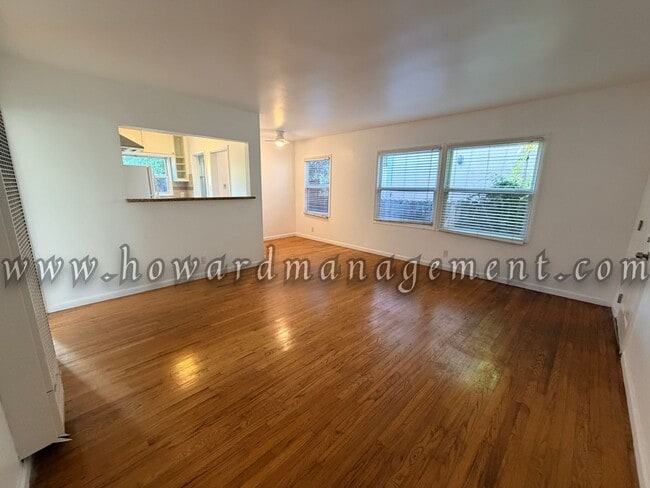 Building Photo - 00644VE