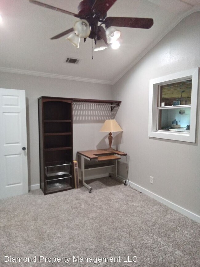 Foto del edificio - 3 br, 2 bath House - 554 Main st.