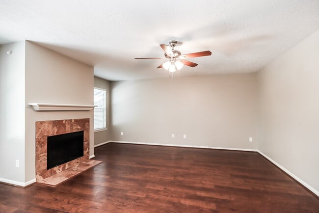 Building Photo - 7014 Hayden Dr