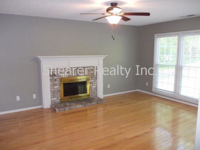 Building Photo - 14533 Raynham Dr