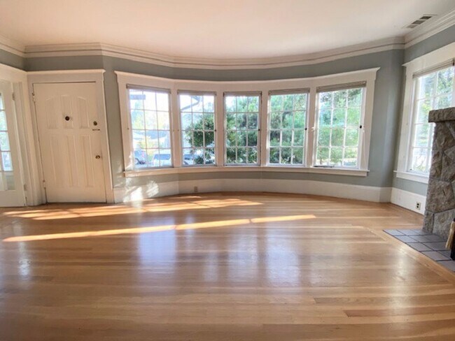 Foto del edificio - 1810 Pacific Ave