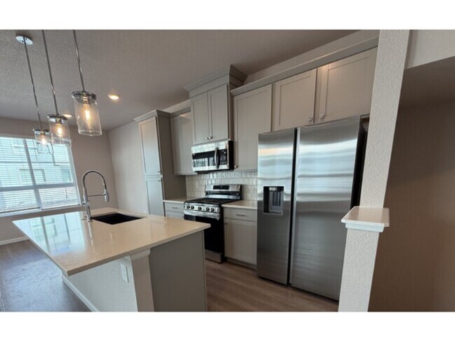 Foto del edificio - 10648 Eulcase Hts