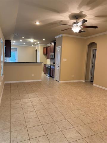 Foto del edificio - 15917 Alvarado Dr