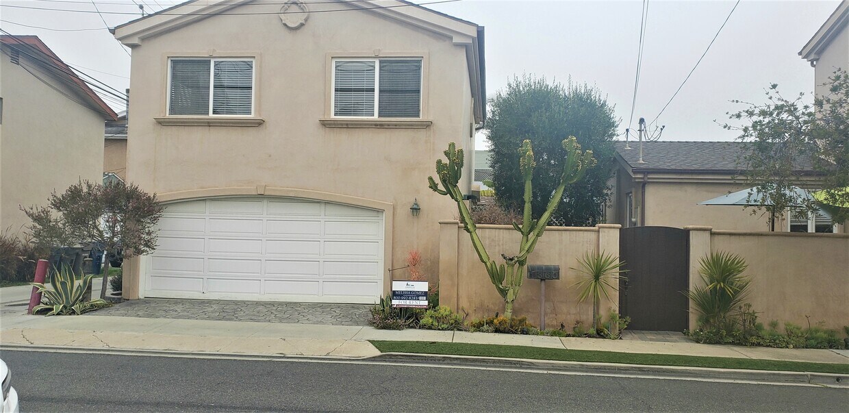 Primary Photo - 1360 Landing Ave