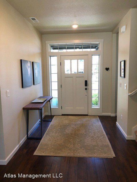 Building Photo - 4 br, 2.5 bath House - 8770 SW Vale Ct