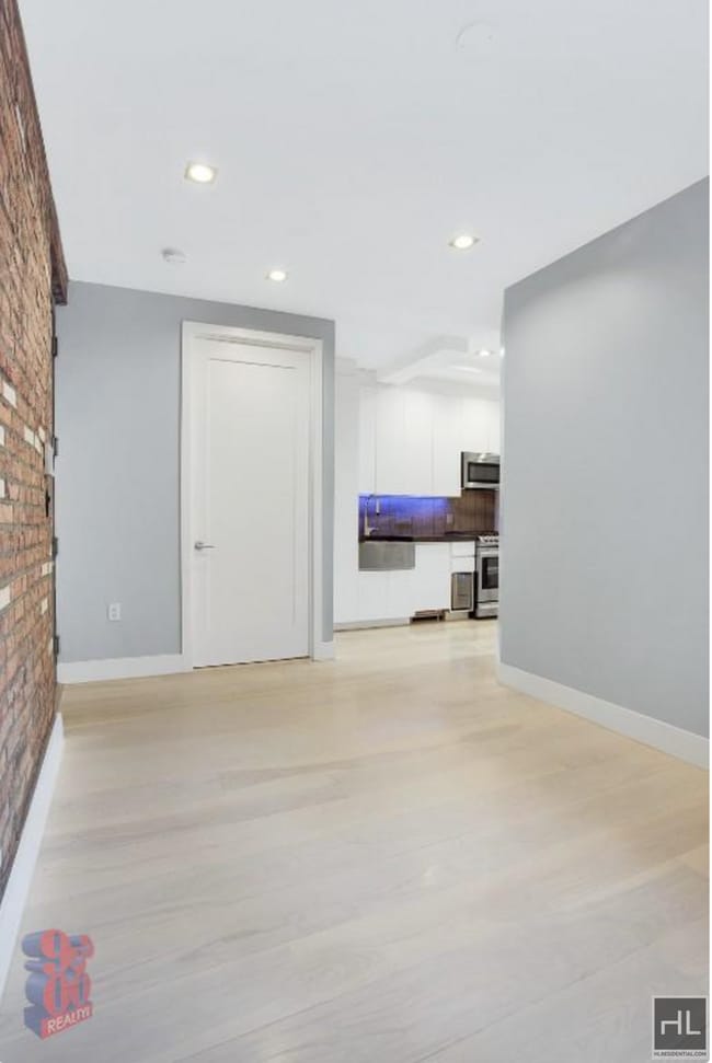 Building Photo - STANTON ST.