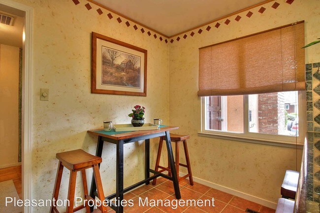 Building Photo - 3 br, 2 bath House - 22242 Morales Ct.