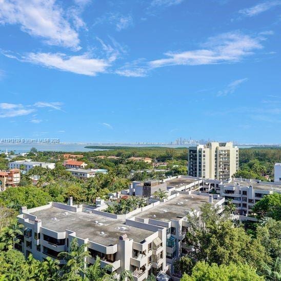 Primary Photo - 151 Crandon Blvd