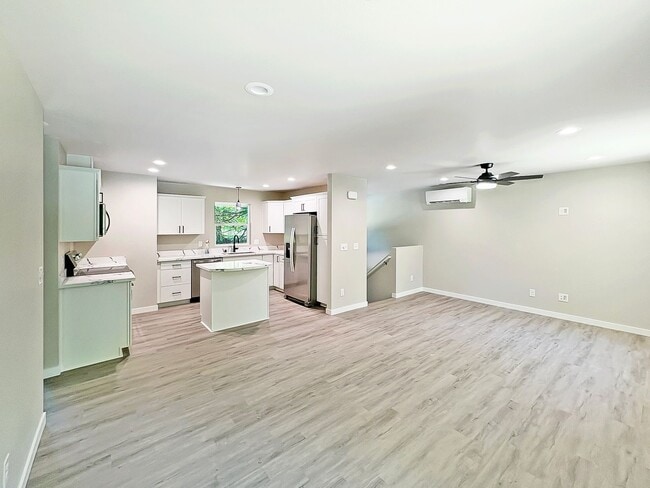 Building Photo - Beautiful New Construction Home with Priva...
