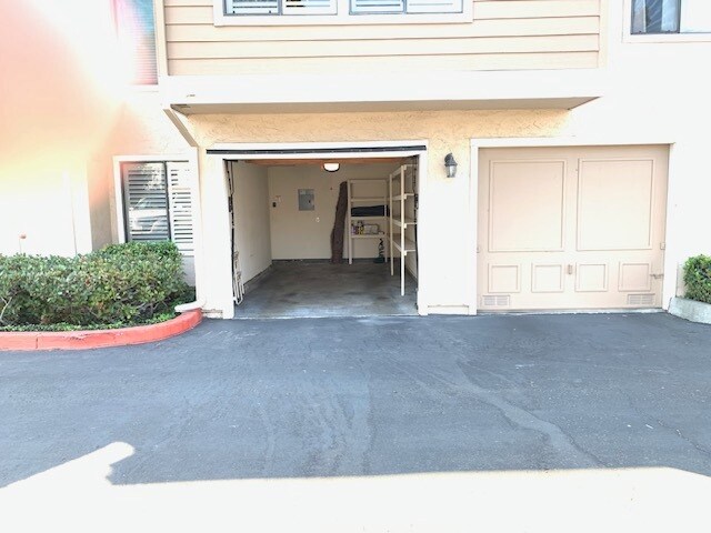 Building Photo - 2307 Vista del Mar