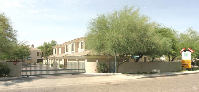Building Photo - Legacy at Piestewa Peak