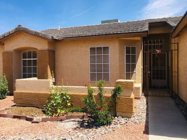 Foto del edificio - 1820 Stonington Pl