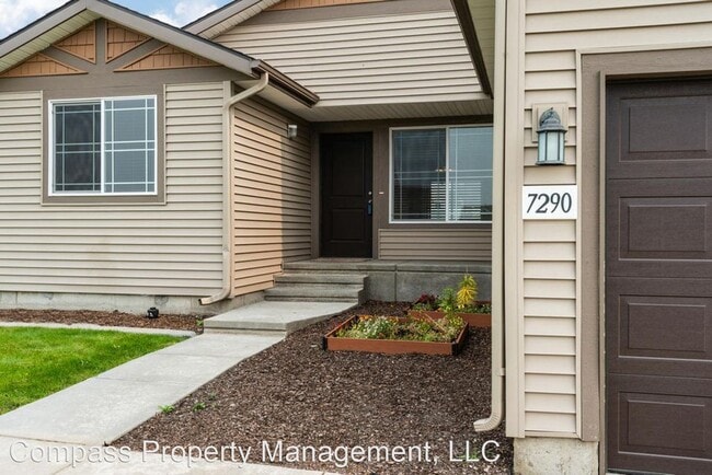 Building Photo - 3 br, 2 bath House - 7290 N Bandon Ln.