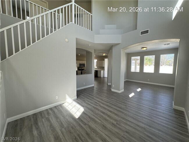 Building Photo - 9712 Floweret Ave