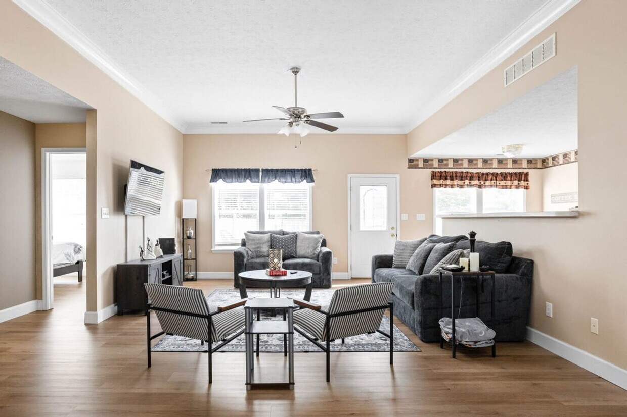 Foto principal - 3202 Grandview Way