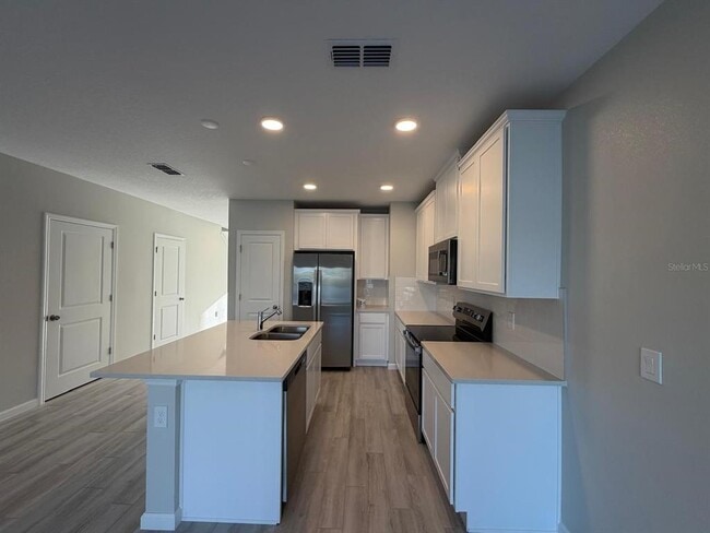 Building Photo - 4706 Campsite Lp