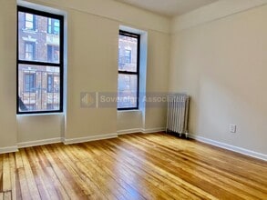 Building Photo - 209 W 108th St