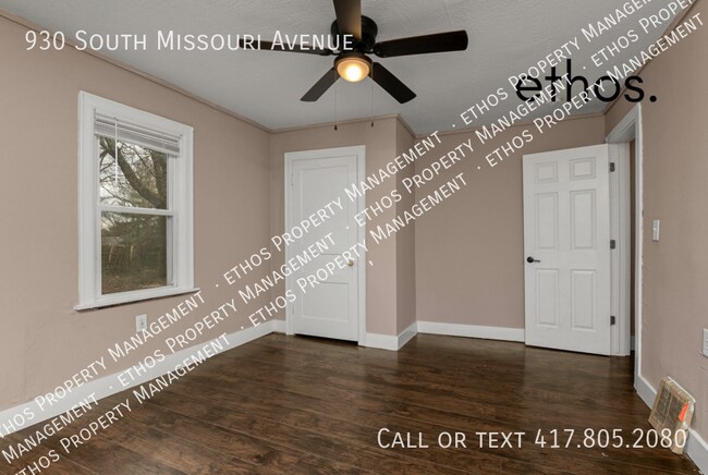 Building Photo - 930 S Missouri Ave