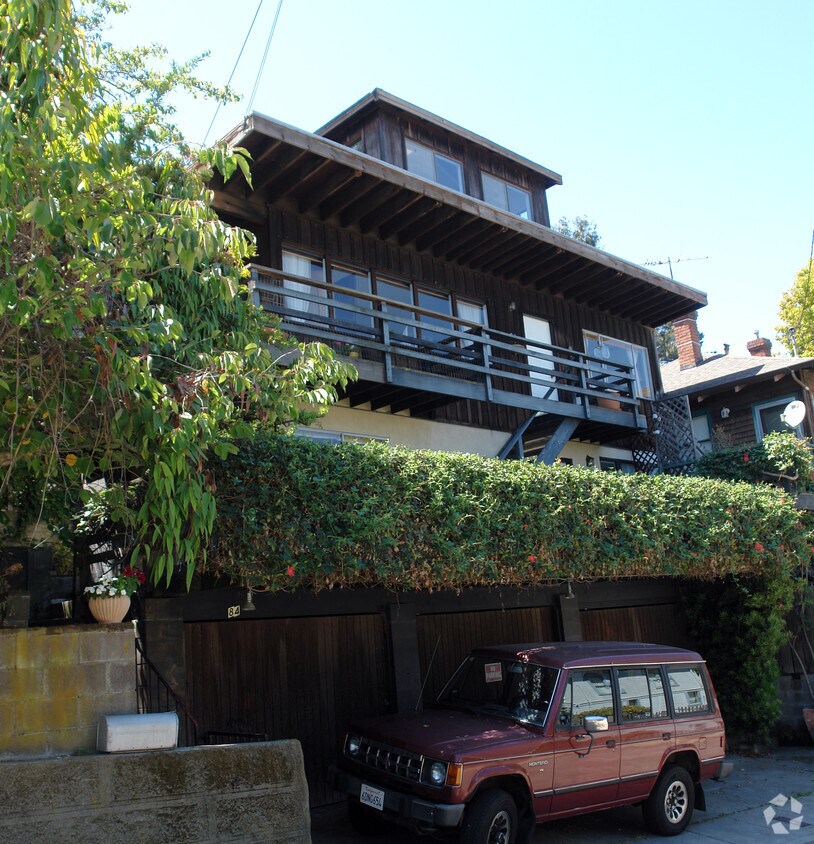 Foto del edificio - 84 Terrace Ave
