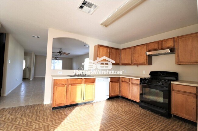 Foto del edificio - 6803 Hayman Dr
