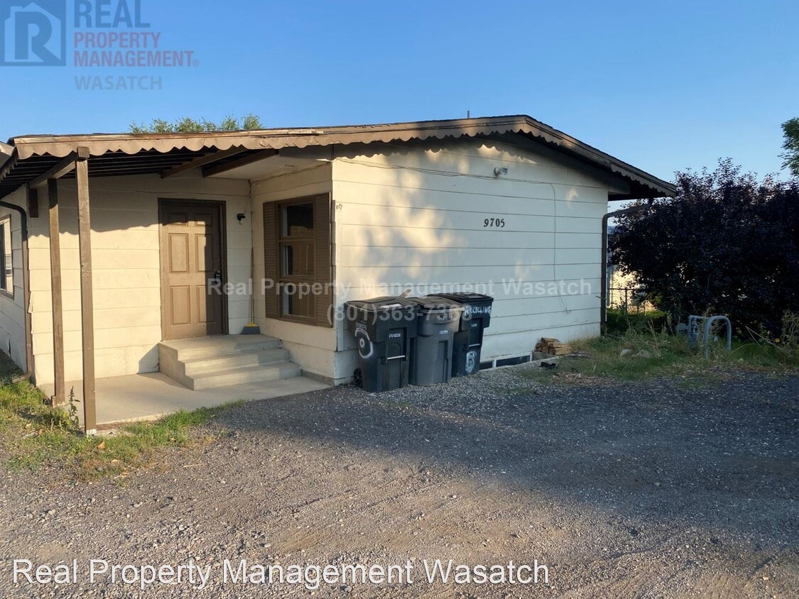 Primary Photo - 3 br, 1 bath House - 9705 S 1650 W