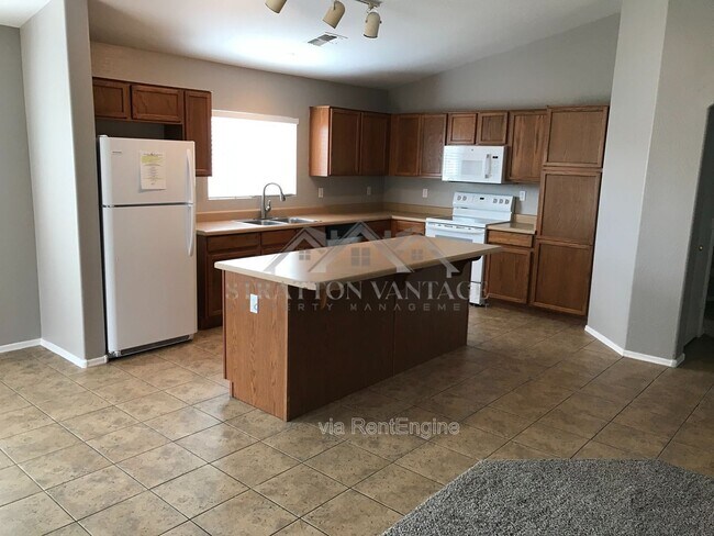 Foto del edificio - 14027 N 178th Ave