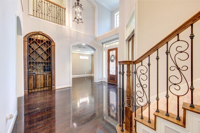 Foto del edificio - 4711 Derbywood Glen Ln