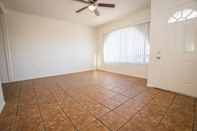 Building Photo - Charming Property Features 3 Bedrooms, 2 Baths, Central A/C!!